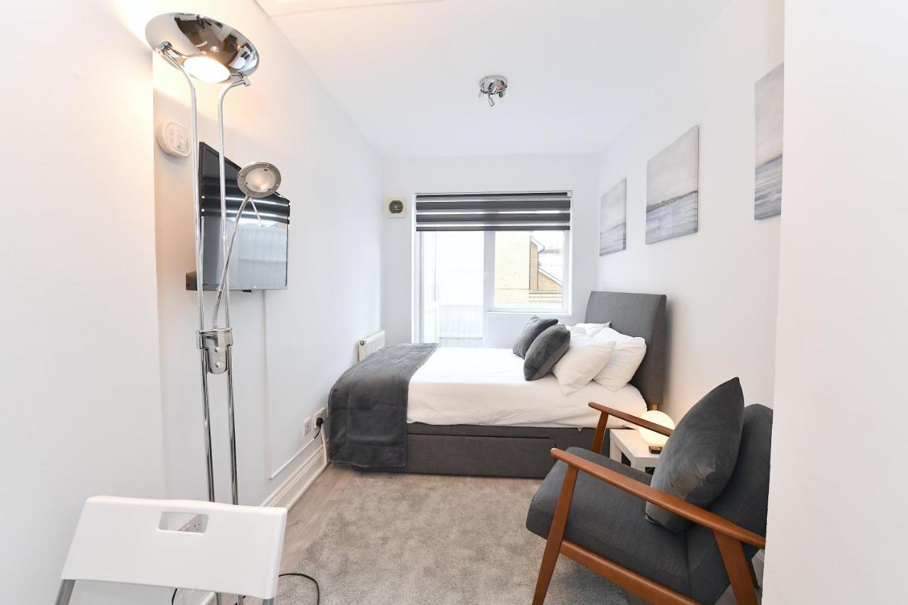 Stylish By Luxestays Shepherds Bush London