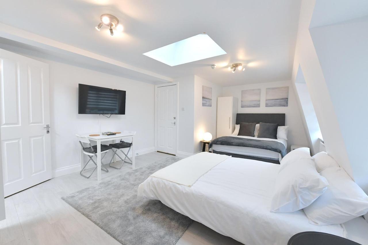 Stylish By Luxestays Shepherds Bush London