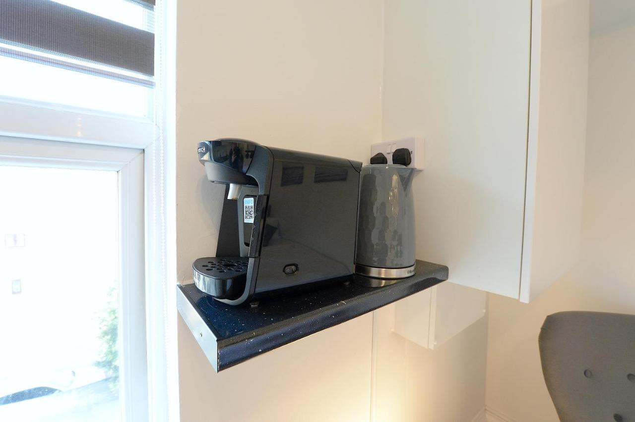 Apartment Stylish By Luxestays Shepherds Bush